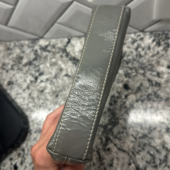 Coach mini clutch with wrist strap - Picture 4 of 7